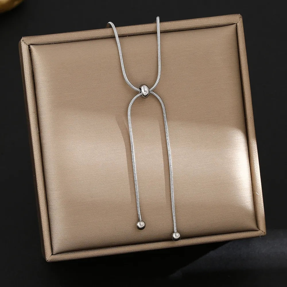 Collier chaine de serpent avec perles rondes design