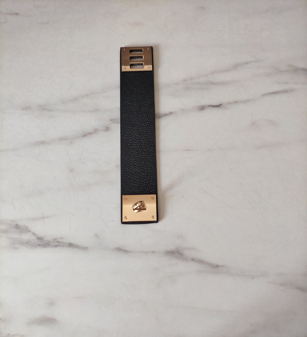 Manchette Contour d’Or – Bijou Femme Chic