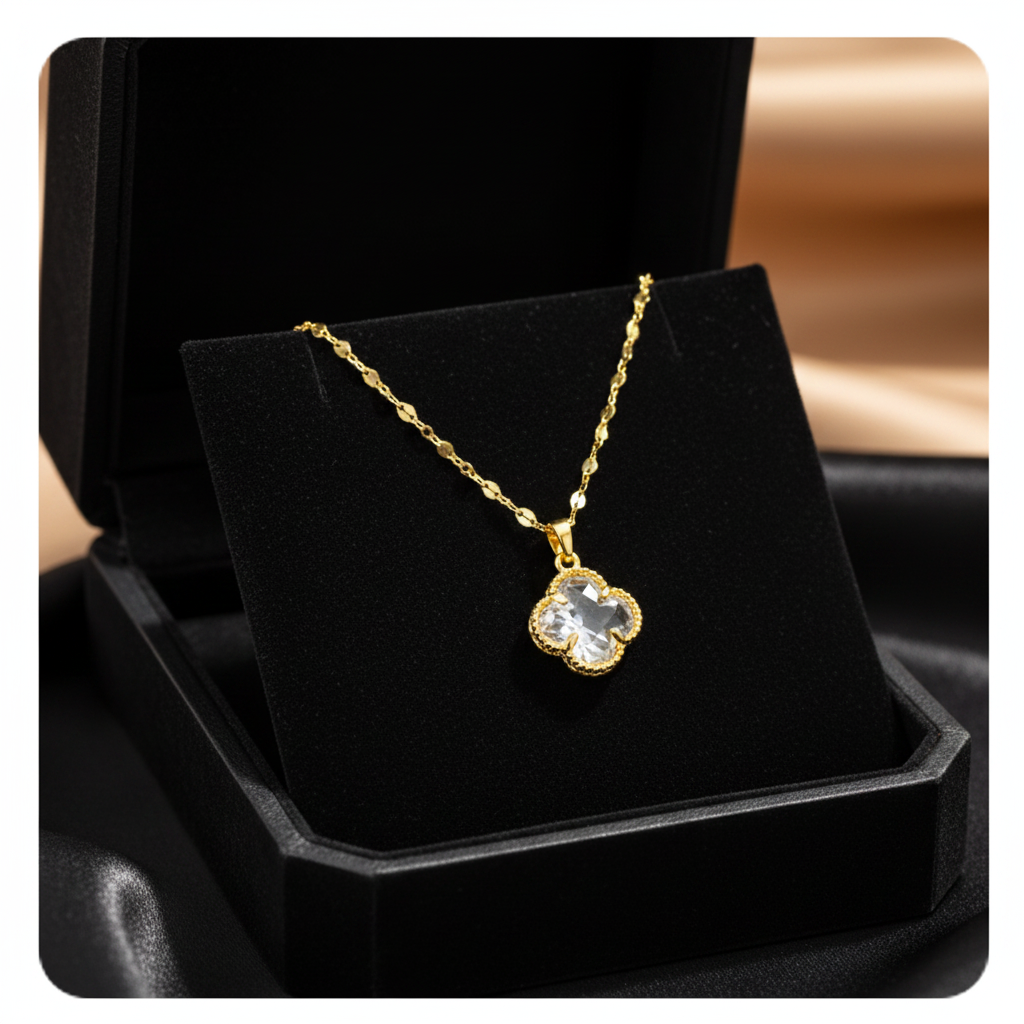 Collier Trèfle Doré & Zirconium