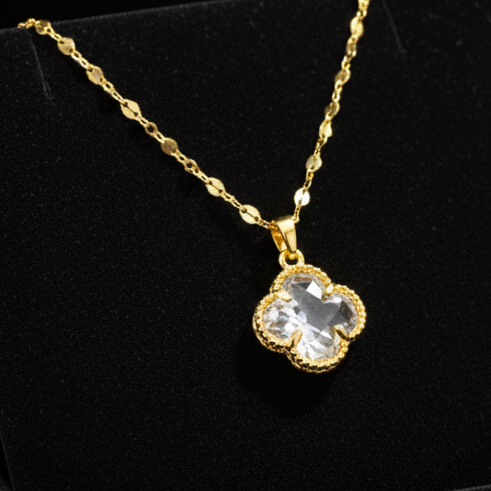 Collier Trèfle Doré & Zirconium